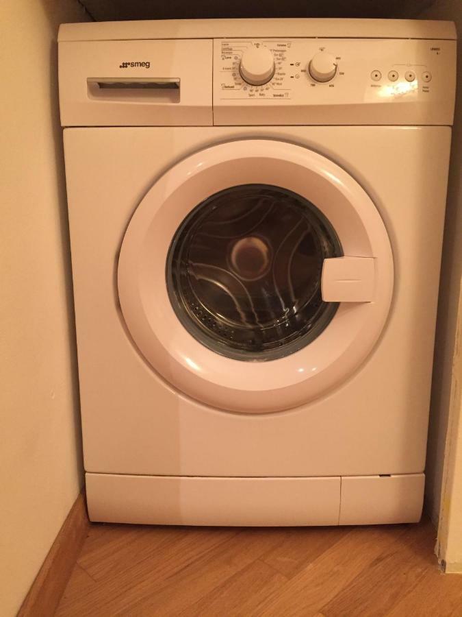 3 Via Guglielmo Koerner Apartment ميلان المظهر الخارجي الصورة